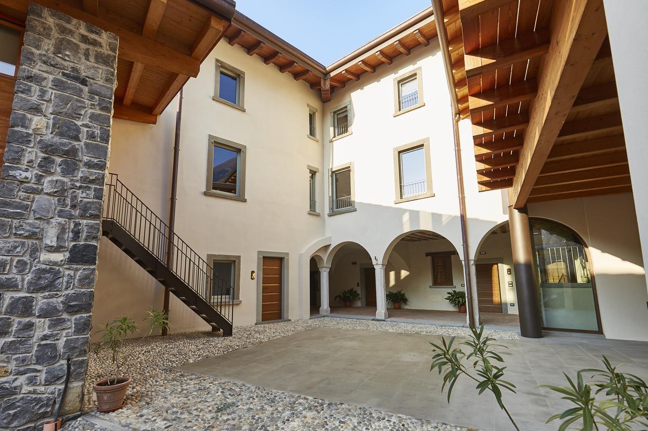 Monasterolo del Castello Palazzo Eleonora Bed & Breakfast エクステリア 写真