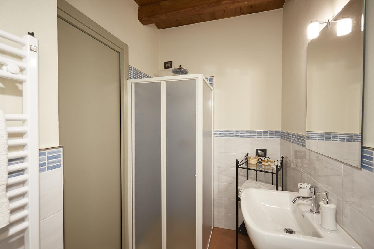 Monasterolo del Castello Palazzo Eleonora Bed & Breakfast エクステリア 写真